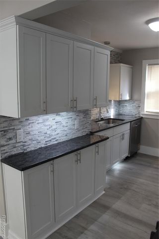 15716 Kentucky Street, Detroit, MI 48238