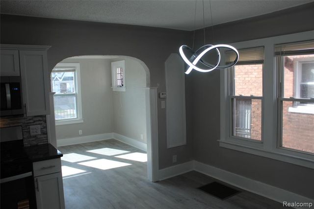 15716 Kentucky Street, Detroit, MI 48238