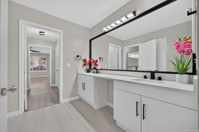 1145 Mesa Blanca, San Antonio, TX 78248