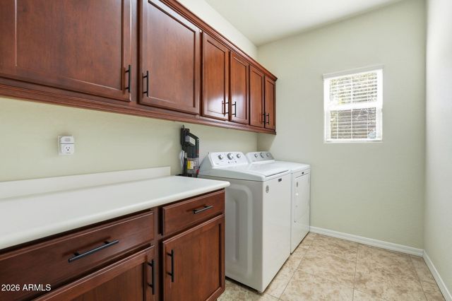 1965 W Busoni Place, Phoenix, AZ 85023