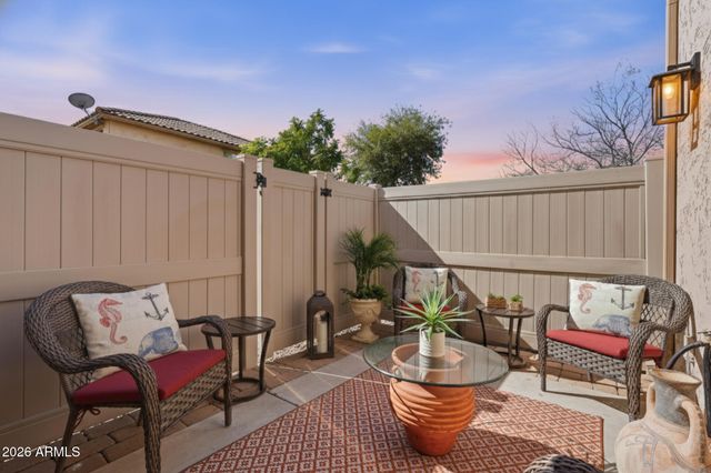 1965 W Busoni Place, Phoenix, AZ 85023