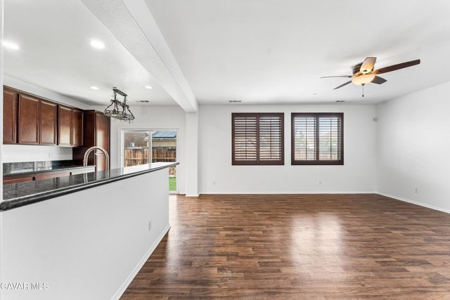 3407 Arrowhead Court, Rosamond, CA 93560