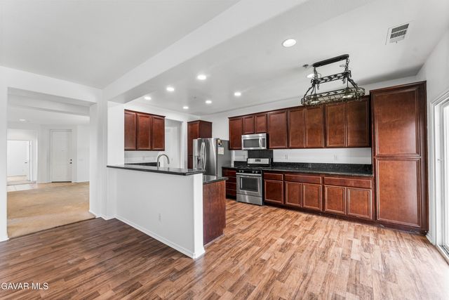3407 Arrowhead Court, Rosamond, CA 93560