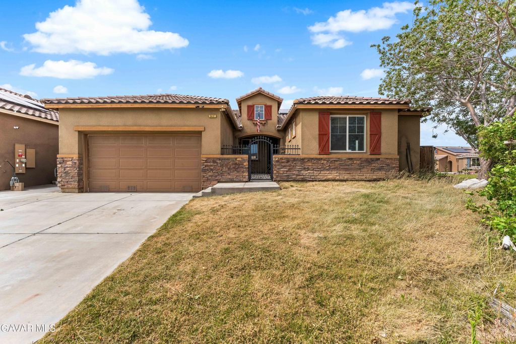 3407 Arrowhead Court, Rosamond, CA 93560