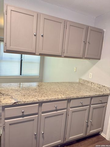 13066 Feather Ridge, San Antonio, TX 78233