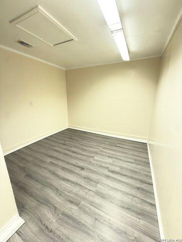 13066 Feather Ridge, San Antonio, TX 78233
