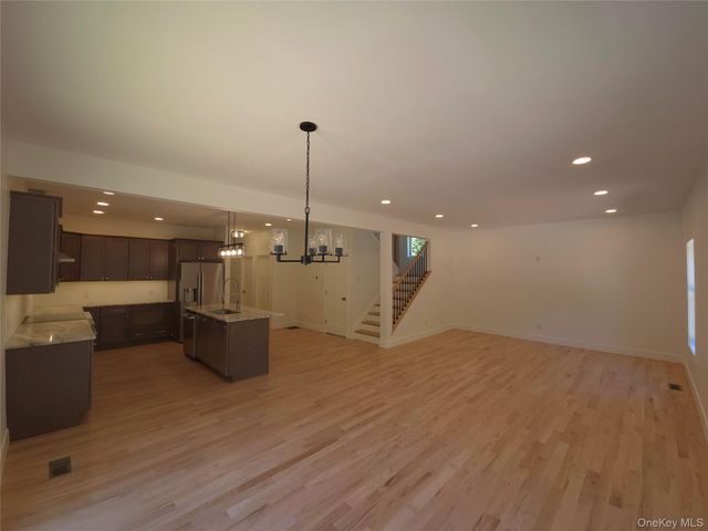 1025 Pine Kill Road, Wurtsboro, NY 12790