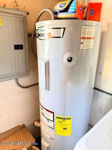 401 OCEANWOOD Drive, Neptune Beach, FL 32266