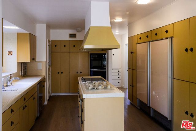 11222 Bellagio Road, Los Angeles, CA 90049