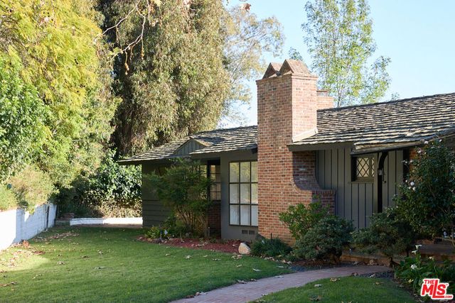 11222 Bellagio Road, Los Angeles, CA 90049