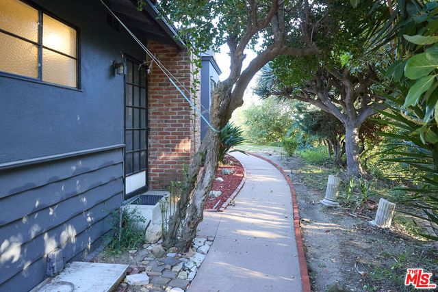11222 Bellagio Road, Los Angeles, CA 90049