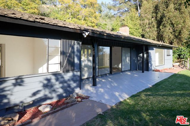 11222 Bellagio Road, Los Angeles, CA 90049