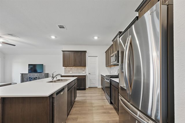 312 Duke Court, Fate, TX 75189