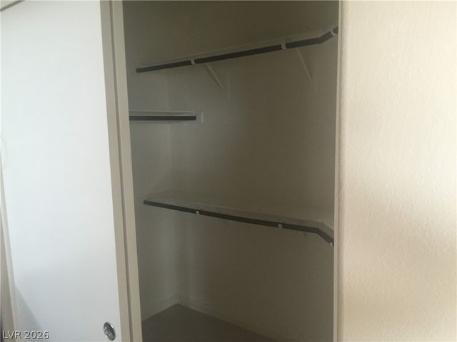 8071 TORREMOLINOS Avenue, Las Vegas, NV 89178