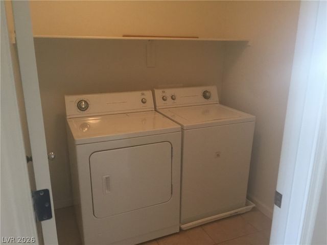 8071 TORREMOLINOS Avenue, Las Vegas, NV 89178