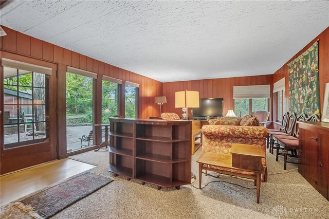 440 N Broadmoor Boulevard, Springfield, OH 45504