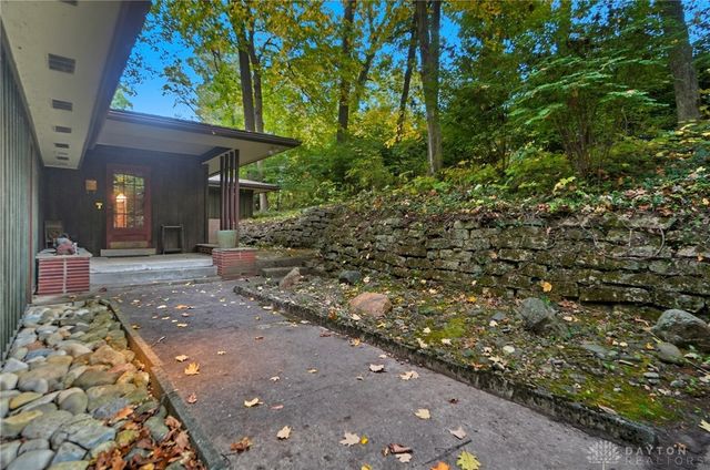 440 N Broadmoor Boulevard, Springfield, OH 45504