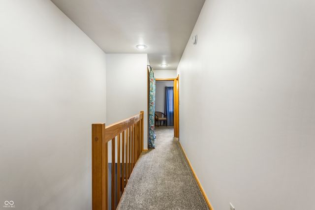 3187 Sycamore Drive, Columbus, IN 47203