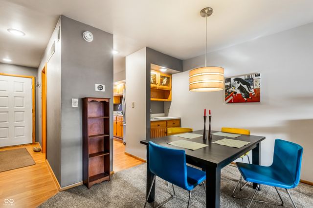 3187 Sycamore Drive, Columbus, IN 47203