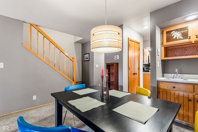 3187 Sycamore Drive, Columbus, IN 47203