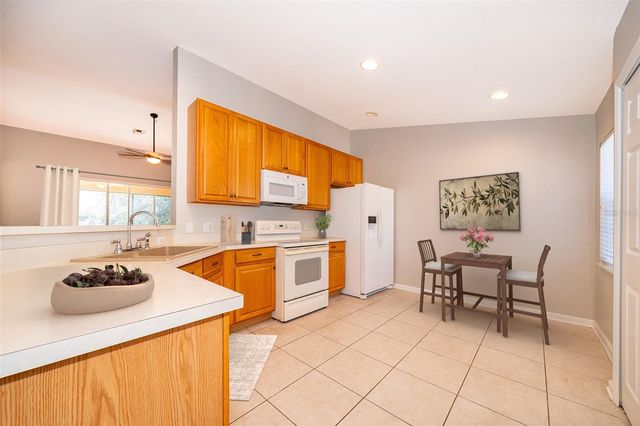 6440 AXEITOS TERRACE 108, Orlando, FL 32835