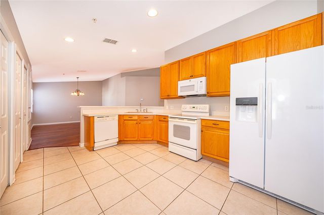 6440 AXEITOS TERRACE 108, Orlando, FL 32835