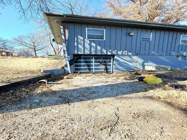 2721 N 31st Street, Kansas City, KS 66104