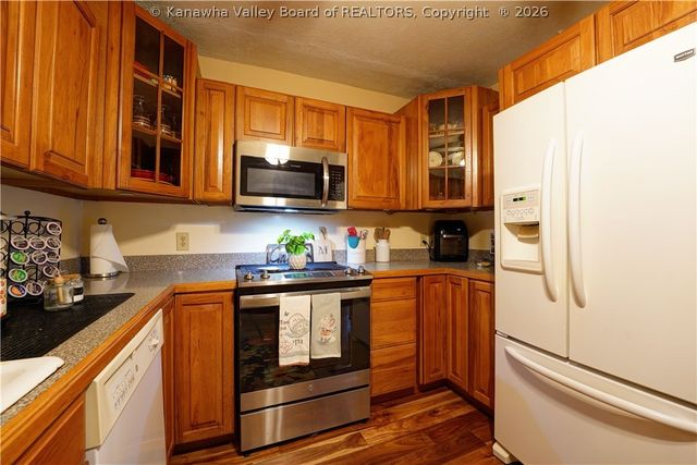 50 Mountaineer Heights Drive, Elkview, WV 25071