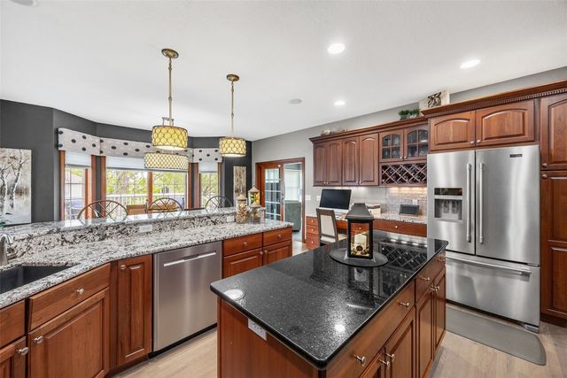 4120 Fox Hollow Court, Marion, IA 52302