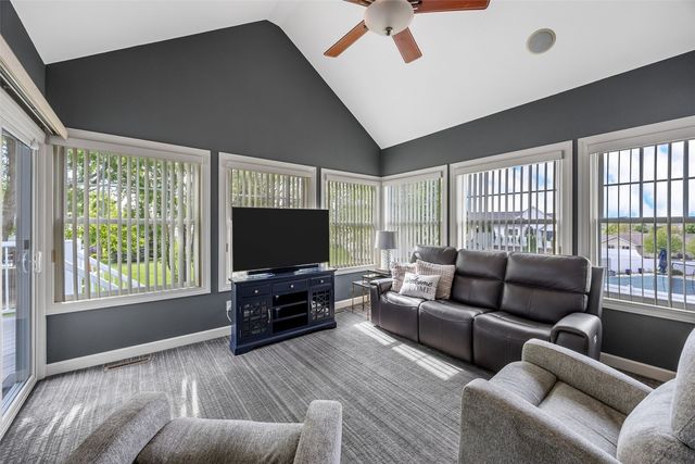 4120 Fox Hollow Court, Marion, IA 52302