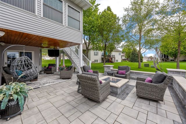 4120 Fox Hollow Court, Marion, IA 52302