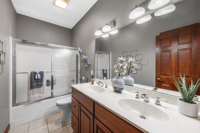 4120 Fox Hollow Court, Marion, IA 52302