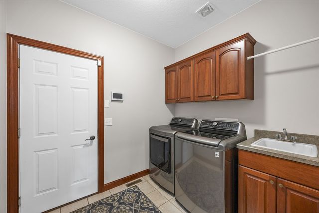4120 Fox Hollow Court, Marion, IA 52302