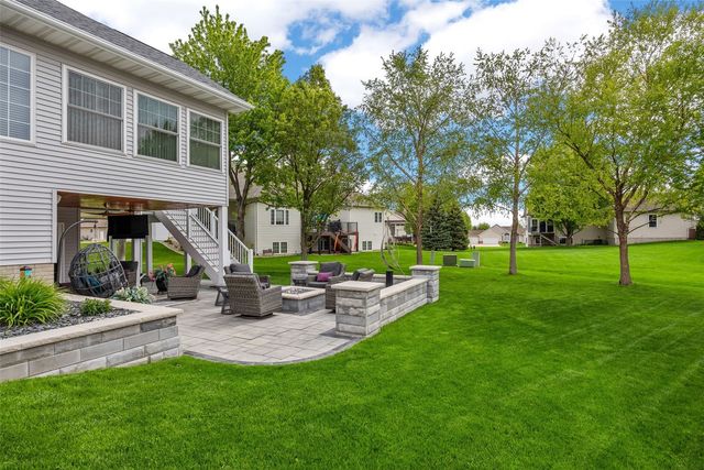 4120 Fox Hollow Court, Marion, IA 52302