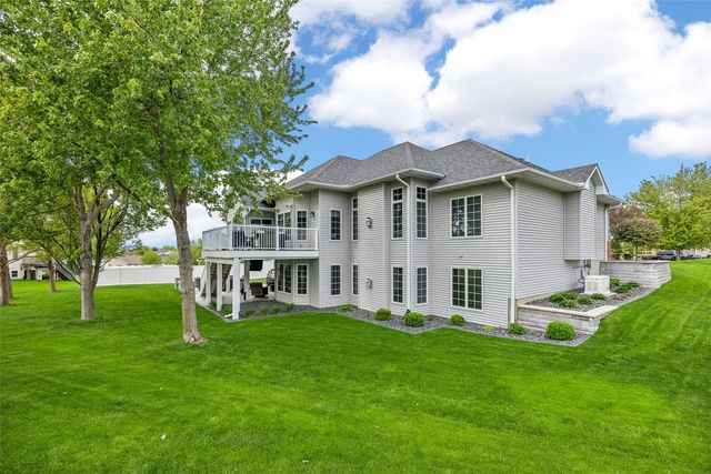 4120 Fox Hollow Court, Marion, IA 52302