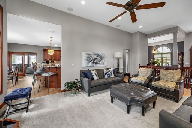 4120 Fox Hollow Court, Marion, IA 52302
