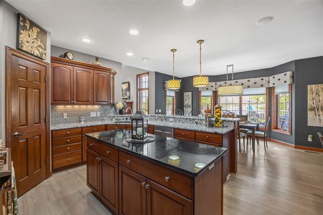4120 Fox Hollow Court, Marion, IA 52302