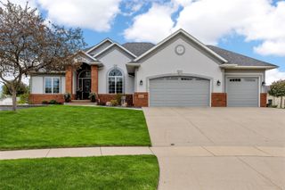 4120 Fox Hollow Court, Marion, IA 52302