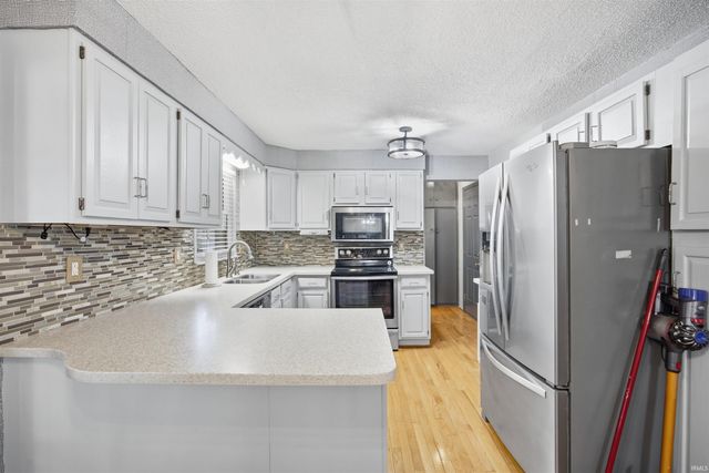 1302 N Forest Avenue, Muncie, IN 47304