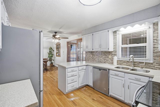 1302 N Forest Avenue, Muncie, IN 47304