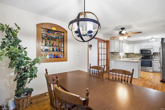 1302 N Forest Avenue, Muncie, IN 47304