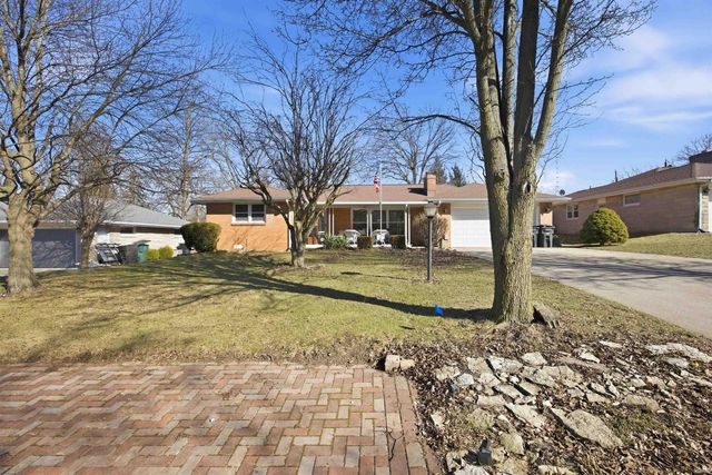 1302 N Forest Avenue, Muncie, IN 47304