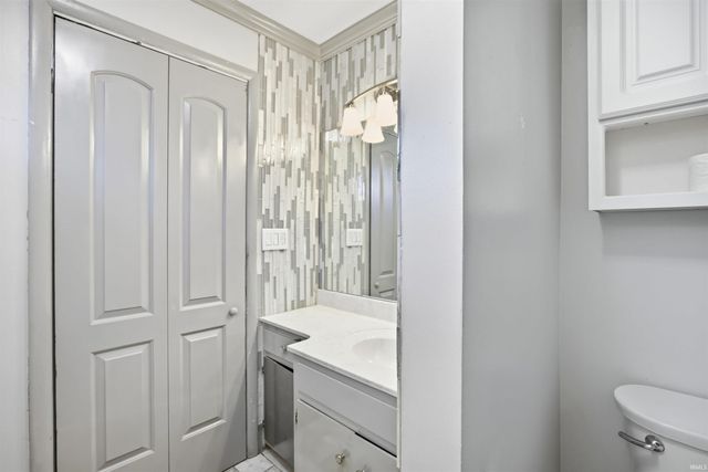 1302 N Forest Avenue, Muncie, IN 47304