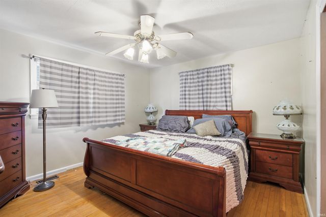 1302 N Forest Avenue, Muncie, IN 47304