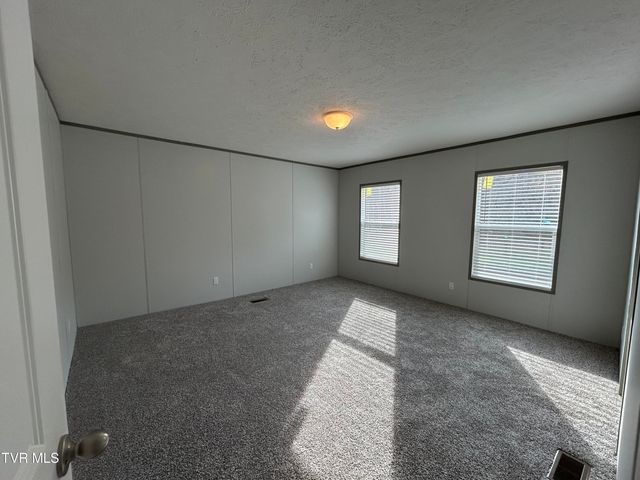 1040 Yellow Springs Road, Midway, TN 37809