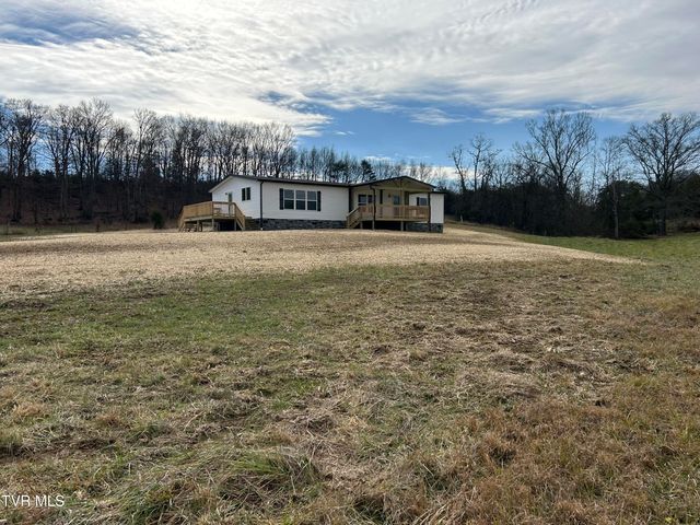 1040 Yellow Springs Road, Midway, TN 37809