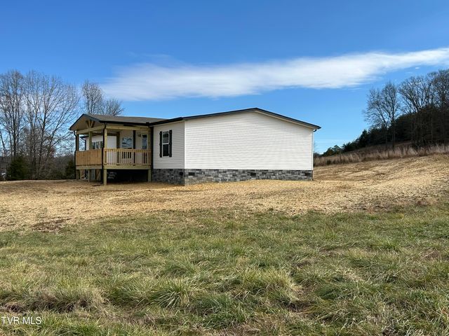 1040 Yellow Springs Road, Midway, TN 37809