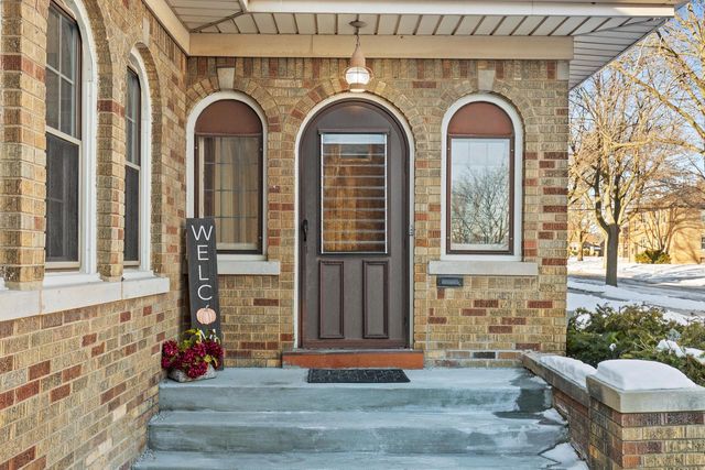 4265 N 29th STREET, Milwaukee, WI 53216