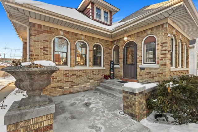 4265 N 29th STREET, Milwaukee, WI 53216