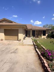 6621 NW 4th Court, Plantation, FL 33317